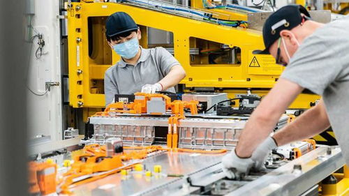 奔驰加速电动化布局 全球9大电池工厂助力年产50万台目标